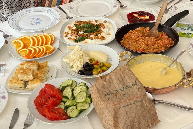 authentic-homemade-turkish-breakfast-cooking-with-local-friends-2