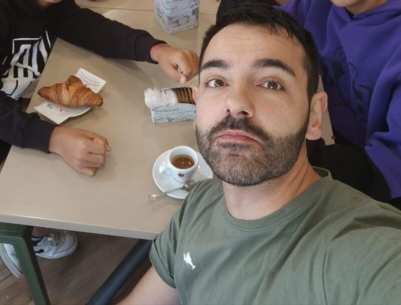 authentic-italian-breakfast-in-piazza-maggiore