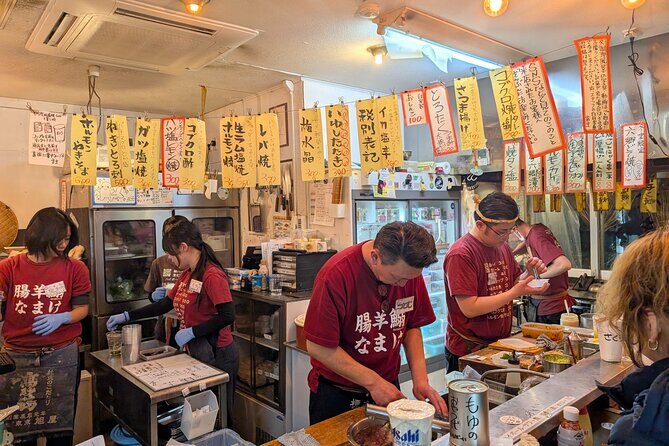 Authentic Izakaya Bar Hopping in Downtown of Tokyo! - Key Points