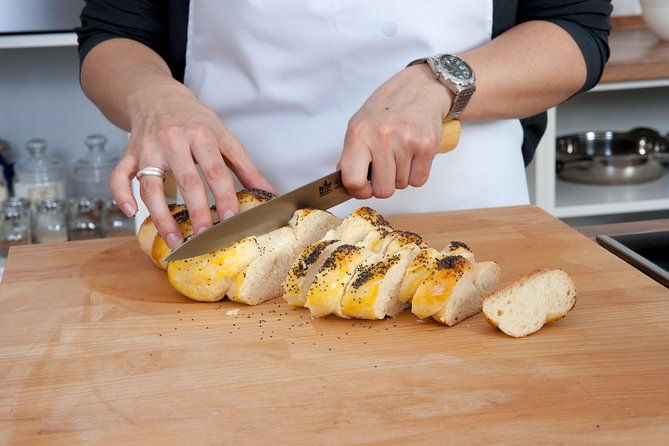 authentic-jewish-cooking-class-by-a-professional-chef-2