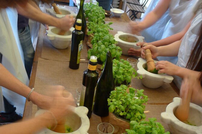 authentic-ligurian-pesto-lesson