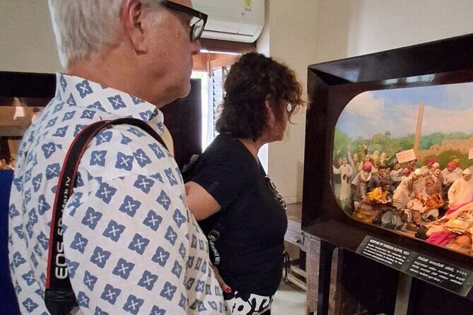 Authentic Mumbai City Tour - FAQ