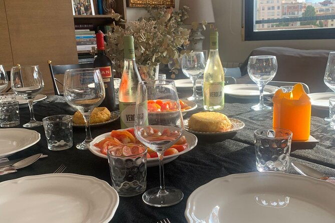 authentic-paella-dinner-in-valencia-by-masterchef-contestants