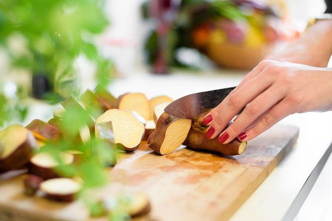 authentic-portuguese-cooking-class-and-dinner-in-a-lisbon-home