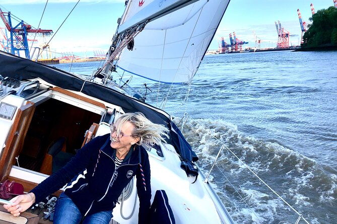 authentic-sailingtrip-beyond-the-borders-of-the-port-of-hamburg