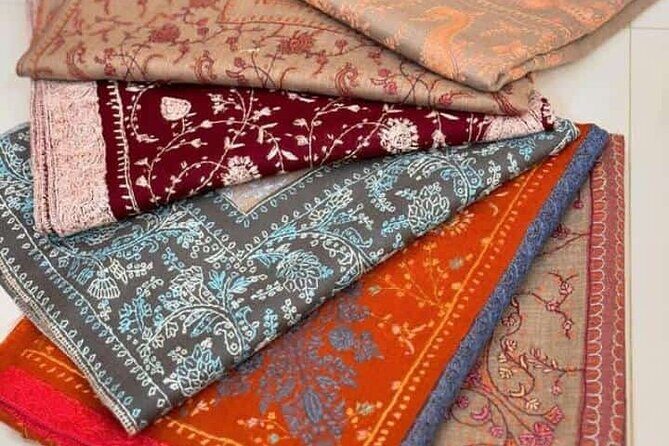 Authentic Shopping Experience in Bangalore for Souvenirs & Gifts - Authentic Insights from Past Participants