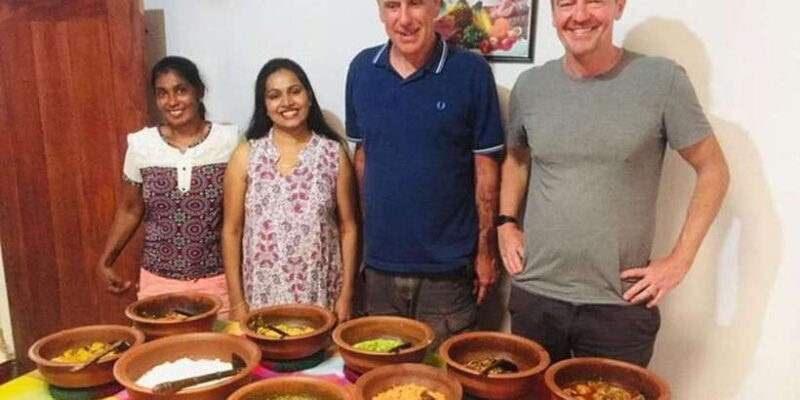 Authentic Sri Lankan Cooking Class in Kandy by Local Family - Key Points