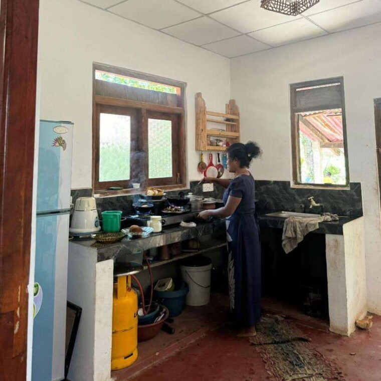 authentic-sri-lankan-village-experience-with-local-family