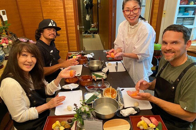authentic-sushi-and-japanese-omelet-making-experience-in-osaka
