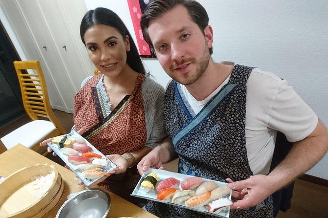 authentic-sushi-course-cooking-class