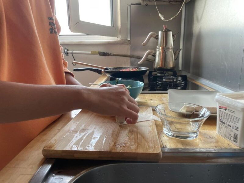 authentic-turkish-breakfast-cooking-at-home-with-locals