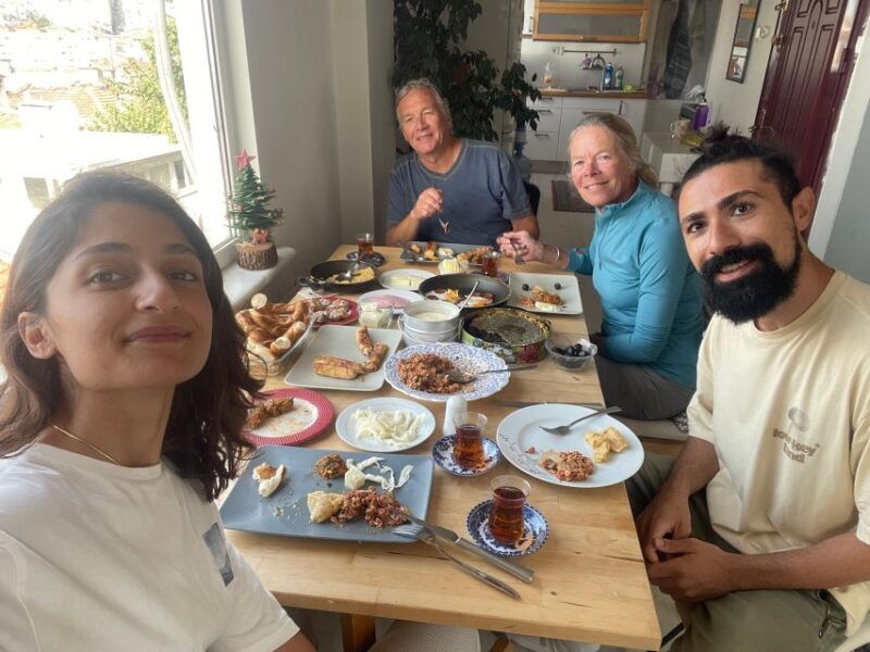 authentic-turkish-breakfast-cooking-at-home-with-locals