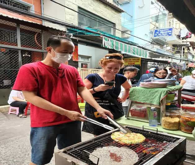 authentic-walking-street-food-tour-in-ho-chi-minh-city