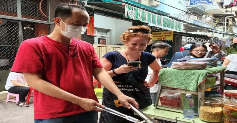 authentic-walking-street-food-tour-in-ho-chi-minh-city