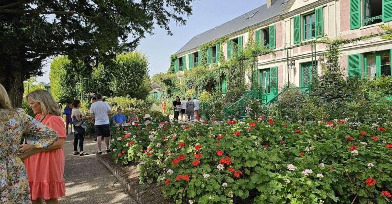 auvers-sur-oise-giverny-excursion-from-paris