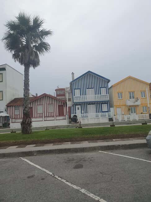 Aveiro and Coimbra private tour from Porto - FAQ