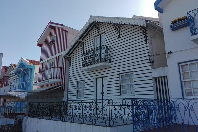 aveiro-costa-nova-beach-and-moliceiro-boat-half-day-from-coimbra
