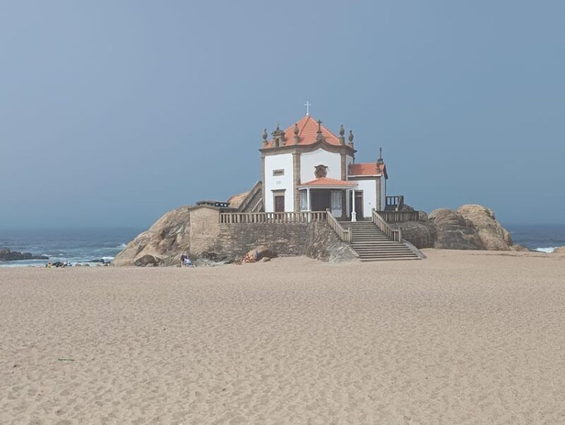 aveiro-costa-nova-unique-daytrip-from-porto