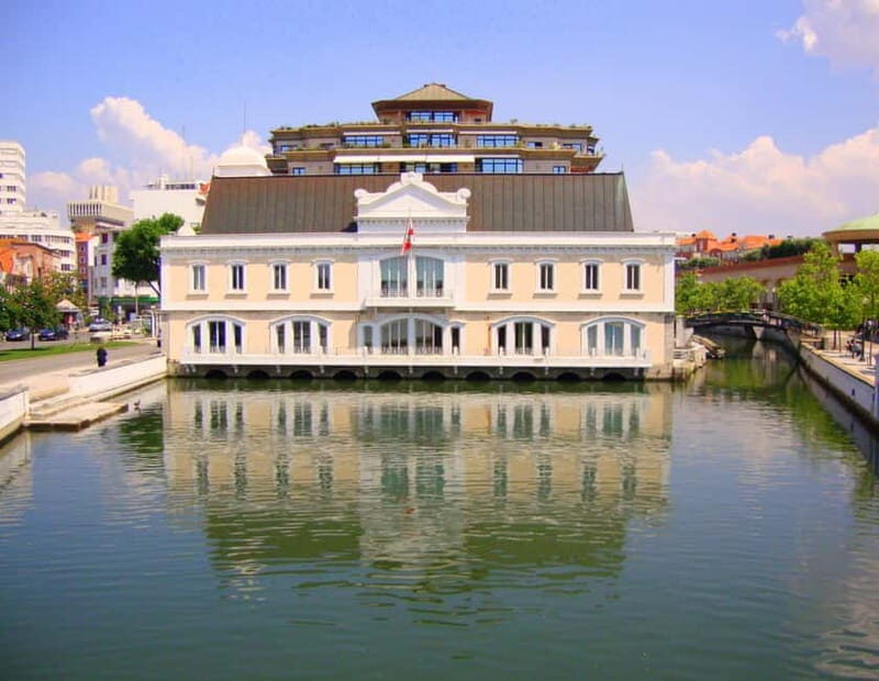 Aveiro Essential - Walking tour & City Cruise - Key Points  