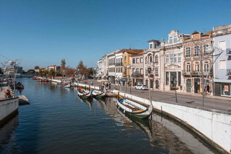 aveiro-flexible-walking-tour-starting-from-train-station