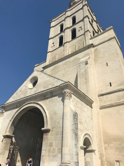 avignon-emblematic-squares-tour