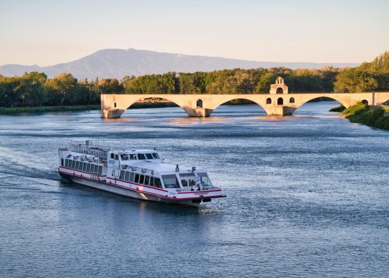 avignon-guinguette-cruise-with-lunch-and-dance