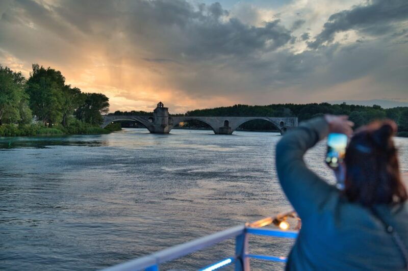 avignon-guinguette-cruise-with-lunch-and-dance