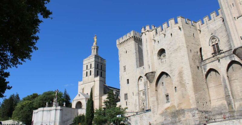 avignon-historic-district-guided-food-wine-walking-tour