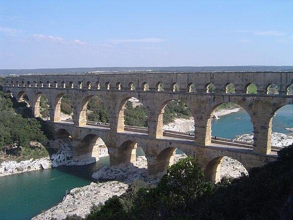 Avignon, St Rémy, Les Baux de Provence & Pont du Gard - Key Points