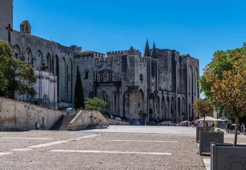 "Avignon with the Family" Flash Tour - The Sum Up