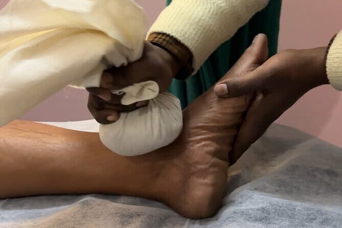 Avikarma Herbal Body Massage - Who Would Enjoy This?