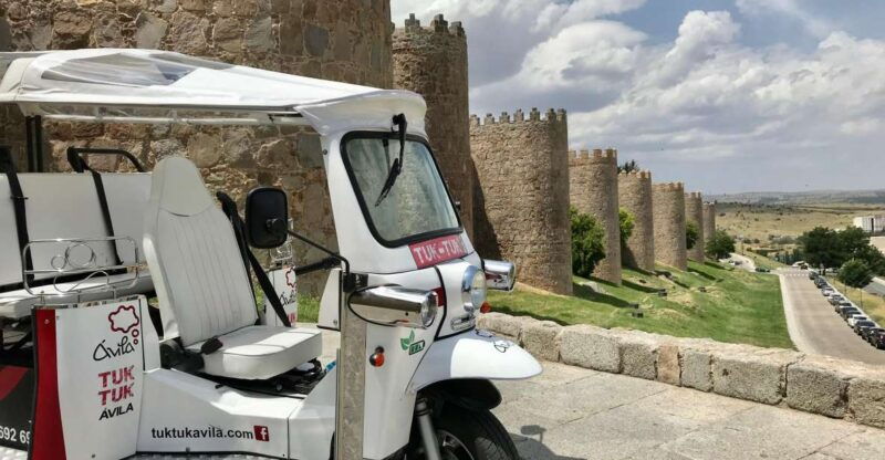 avila-hop-on-hop-off-tuk-tuk-tour