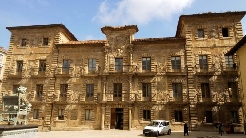 aviles-discover-its-historic-center