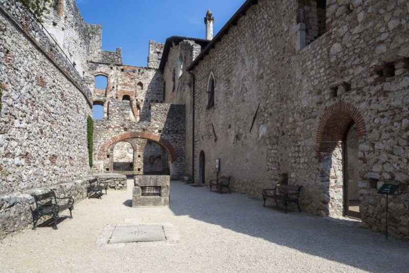 avio-avio-castle-entry-ticket