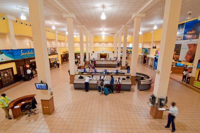 award-winning-shuttle-montego-bay-airport-to-your-hotel