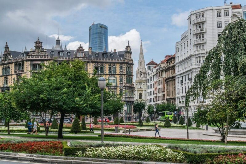 awesome-bilbao-private-family-walking-tour