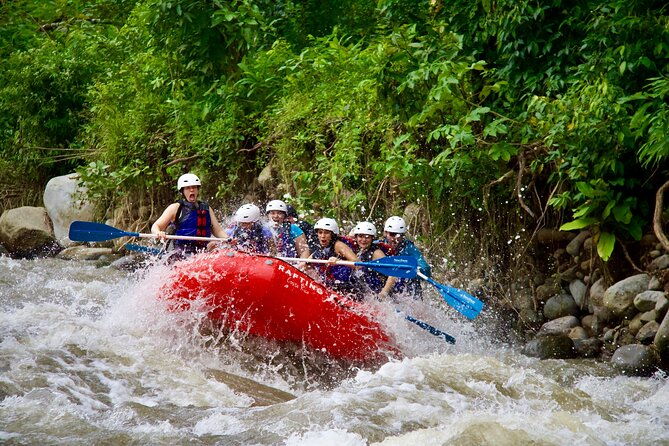 awesome-fun-rafting-class-3-balsa-river-5-hour-tour-in-la-fortuna