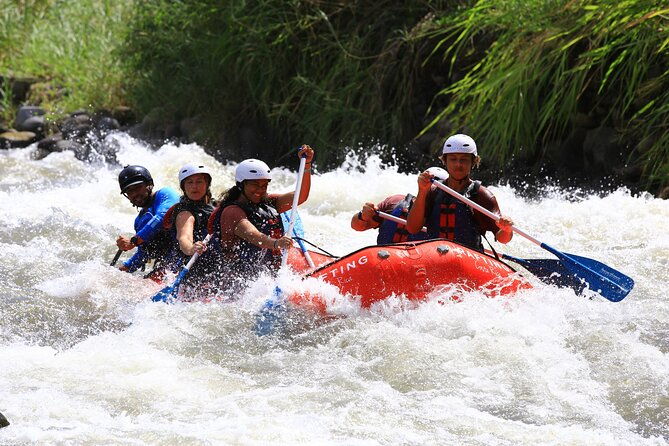 awesome-fun-rafting-class-3-balsa-river-5-hour-tour-in-la-fortuna