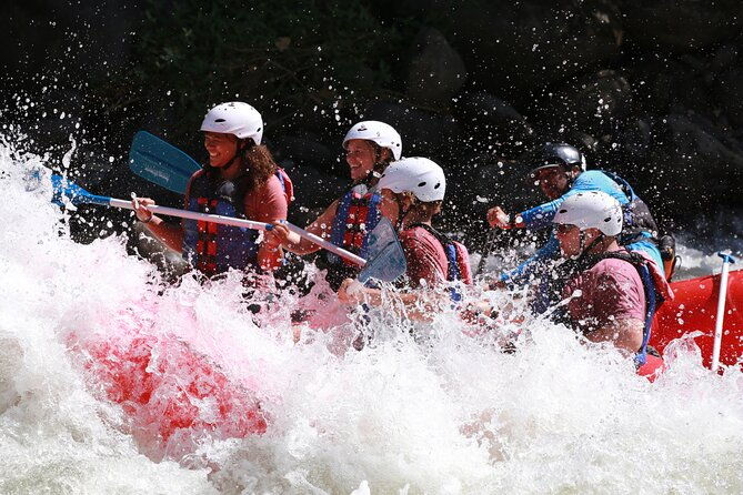 awesome-fun-rafting-class-3-balsa-river-5-hour-tour-in-la-fortuna