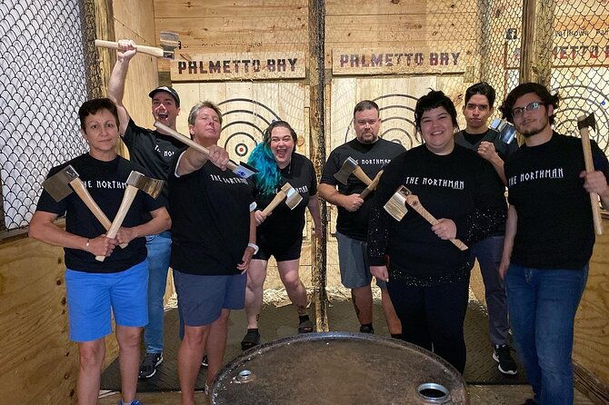 axe-throwing-axeperience-90-min-2