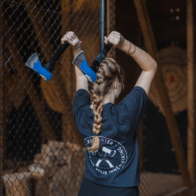 axe-throwing-experience-in-antwerp