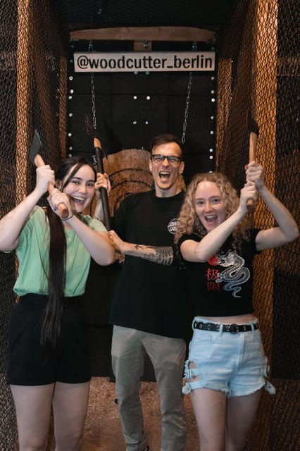 axe-throwing-experience-in-berlin