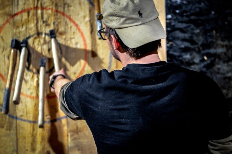axe-throwing-experience-in-gdansk