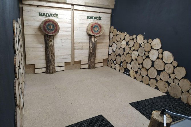 axe-throwing-in-bad-axe-krakow