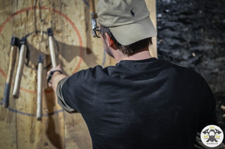 axe-throwing-krakow-in-axe-nation-the-1st-club-in-europe