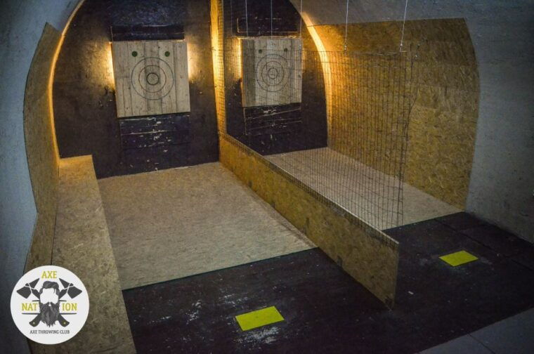 axe-throwing-krakow-in-axe-nation-the-1st-club-in-europe
