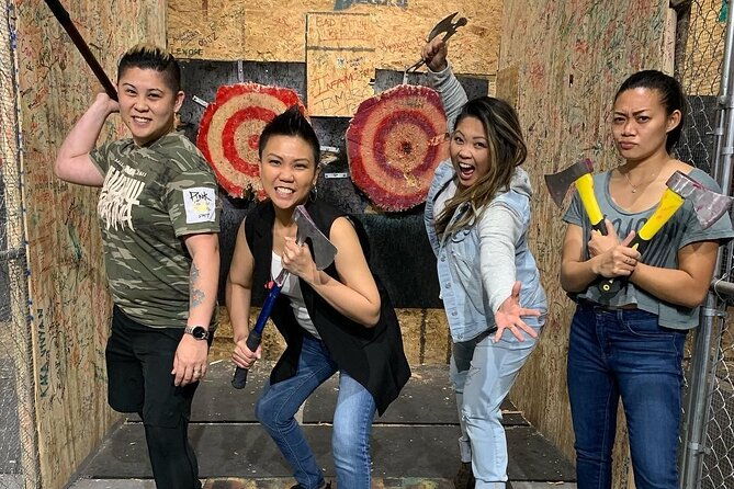 axe-throwing-las-vegas-fremont-street