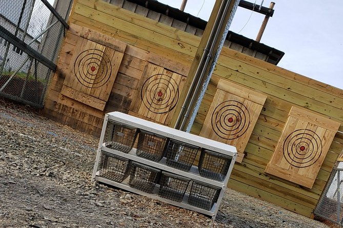 axe-throwing-training