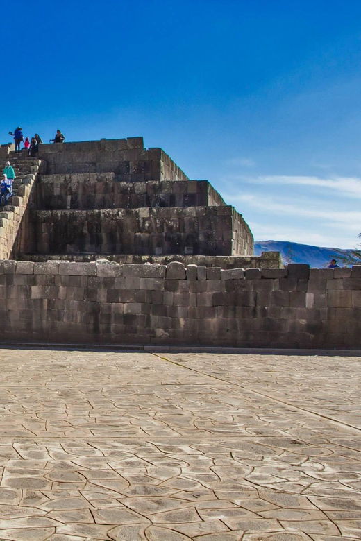 ayacucho-excursion-to-vilcashuaman-and-pumacocha