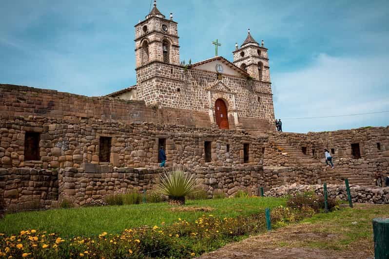 ayacucho-excursion-to-vilcashuaman-and-pumacocha